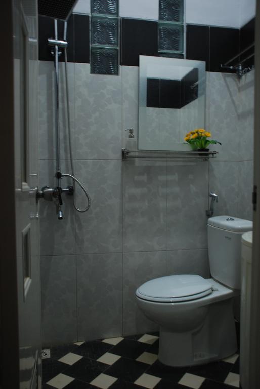 Griya Nelwan Guest House Malang Dış mekan fotoğraf