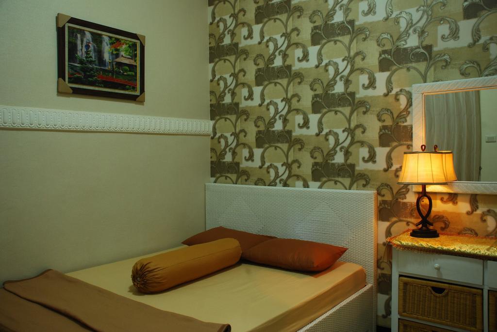 Griya Nelwan Guest House Malang Oda fotoğraf